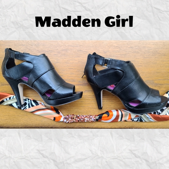 Madden Girl Shoes - Madden Girl Black Sandal Zipper Pumps Size 8.5